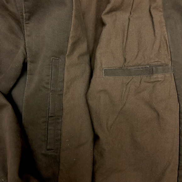 Armani Exchange Jacket for Those Who Can Hack It! - Picture 5 of 10